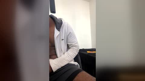 blackguy_22cm online show from June 28, 12:41 pm