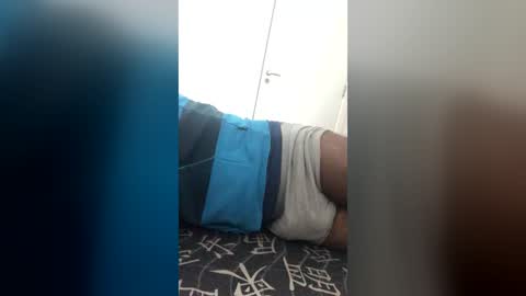 blackguy_22cm online show from August 6, 2:21 am