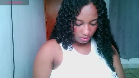 Shophie White online show from July 20, 1:47 pm
