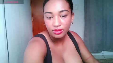 Shophie White online show from July 24, 1:14 pm