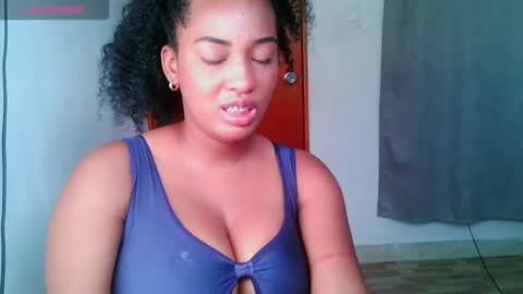 Shophie White online show from July 25, 1:04 pm