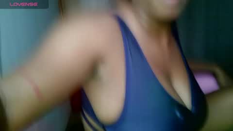Shophie White online show from July 25, 10:25 pm