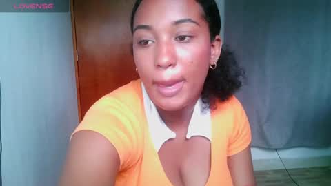 Shophie White online show from August 4, 3:31 pm