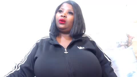 blackladyqx82 online show from August 9, 5:03 pm