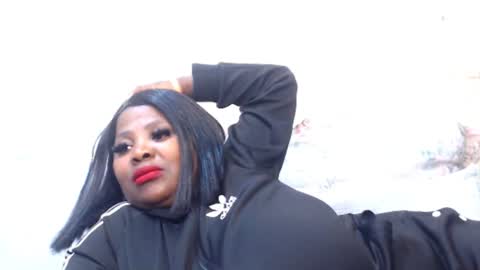 blackladyqx82 online show from August 9, 6:09 pm