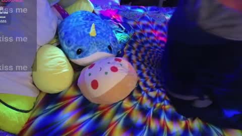 blacklightparty69 online show from May 3, 1:10 am