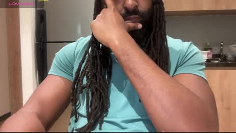 blackmuscles77 online show from April 9, 9:12 pm