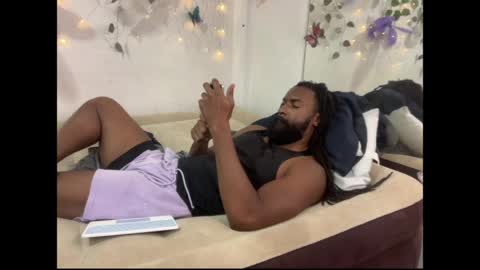 blackmuscles77 online show from May 20, 9:49 pm