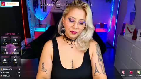 Johana S online show from August 13, 3:15 pm