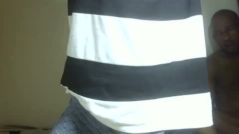 blackzilian_5 online show from August 14, 7:01 am