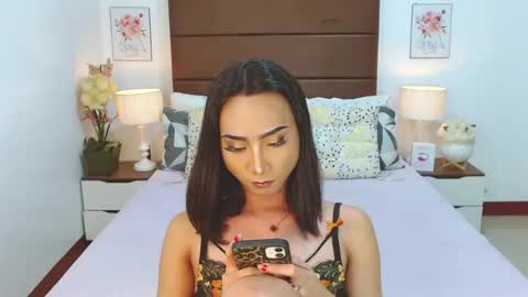 blairwilzon online show from July 30, 9:27 am