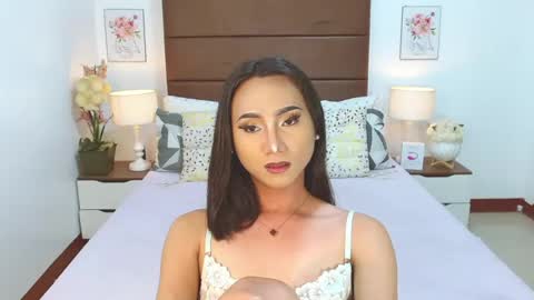 blairwilzon online show from August 2, 8:32 am