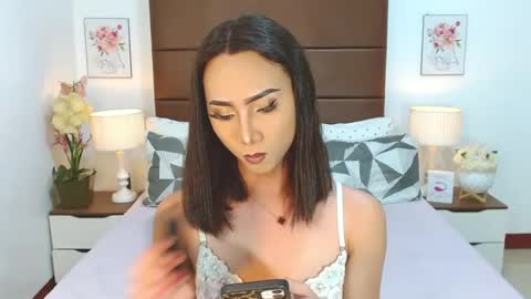 blairwilzon online show from August 9, 10:00 pm