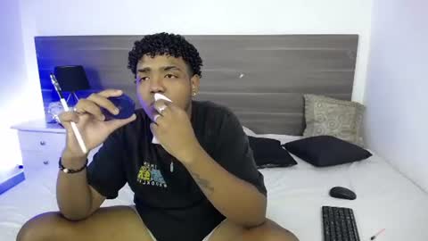 blaise_bailey13 online show from July 31, 4:30 am
