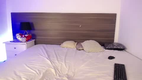 blaise_bailey13 online show from August 6, 7:40 am