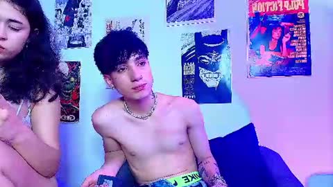 blake___01 online show from August 13, 4:04 am