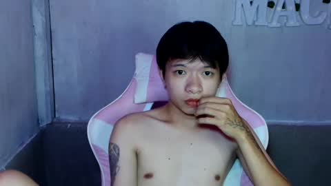 blake_cummer online show from July 21, 8:27 am