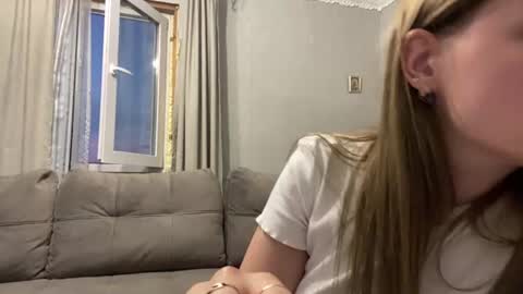 Angel online show from July 26, 4:34 pm