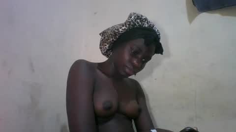 Bleuge 52 online show from September 5, 11:32 pm