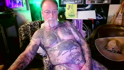 blindsurfer780299 online show from July 26, 9:09 pm