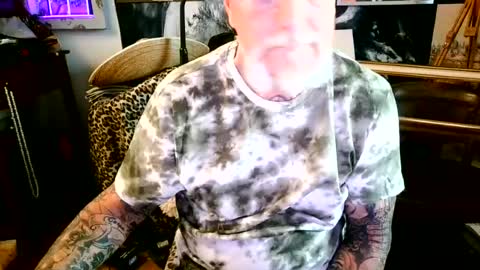 blindsurfer780299 online show from August 3, 8:21 am