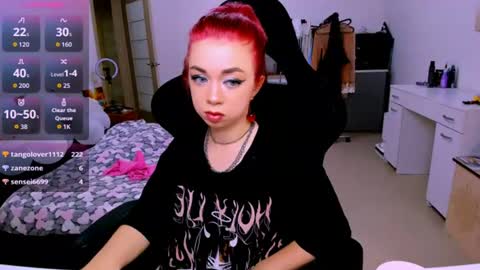 Nicole online show from August 11, 1:57 pm