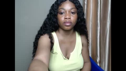 blissfulchi online show from July 30, 1:57 am