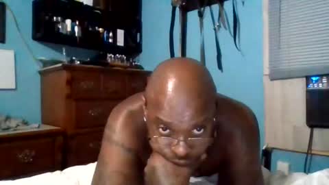 blkdiamonddick69 online show from August 5, 11:36 pm