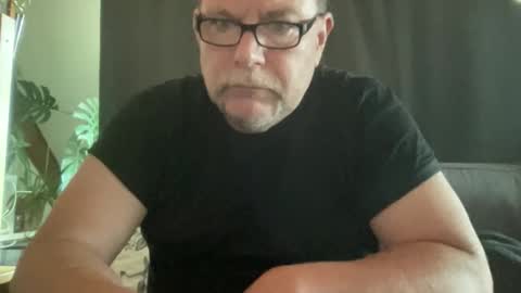 BlIdoL online show from June 8, 5:57 am
