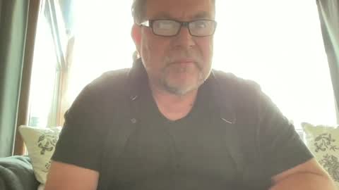 BlIdoL online show from June 12, 8:10 am