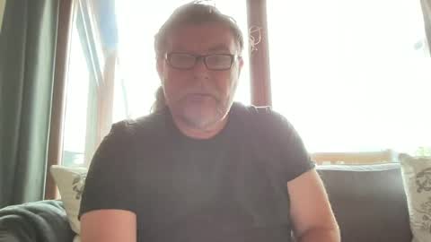 BlIdoL online show from June 12, 9:49 am