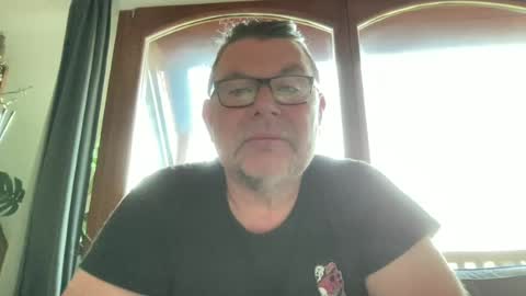 BlIdoL online show from June 17, 5:39 am