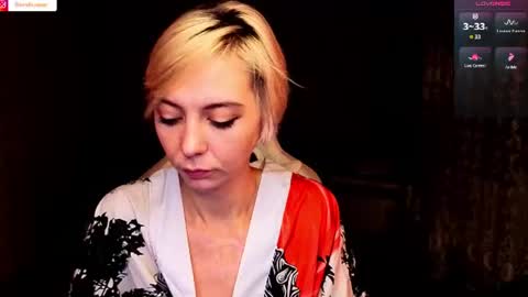 blond_ice_ann online show from June 28, 6:16 am