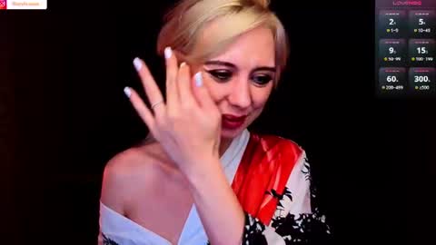 blond_ice_ann online show from July 9, 10:15 pm