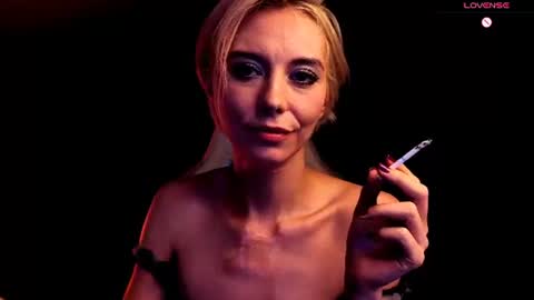 blond_ice_ann online show from July 27, 10:48 pm