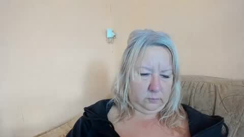 Nicole online show from August 15, 4:49 am