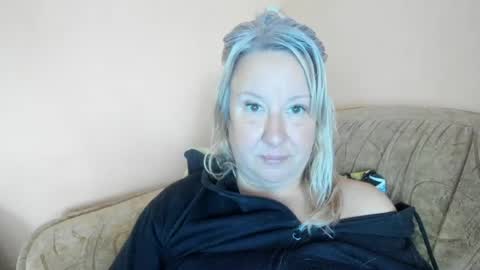 Nicole online show from August 16, 7:12 am