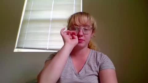 blonde_katie online show from July 17, 8:53 pm