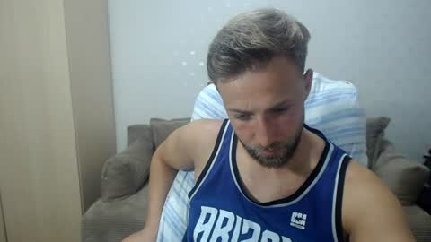 Mr Blond online show from August 7, 8:09 pm
