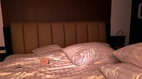 blondedolltia online show from August 7, 11:05 pm