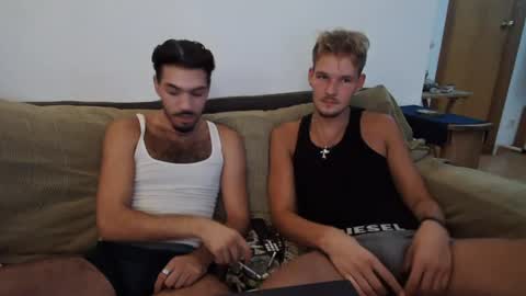 Aron X Emrah online show from July 21, 11:18 pm