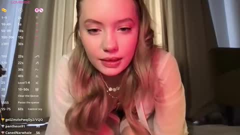 Blondy bunny online show from March 4, 2:20 am