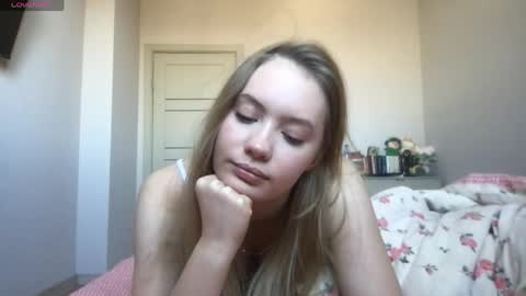 Blondy bunny online show from May 2, 7:24 am