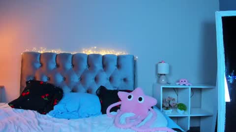 blondy_fina online show from August 5, 8:01 am