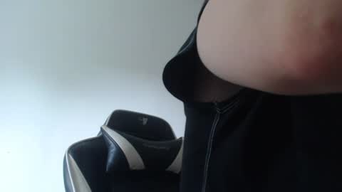 blondyelena online show from July 27, 5:24 am