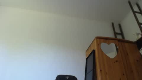 blondyelena online show from July 29, 9:05 am