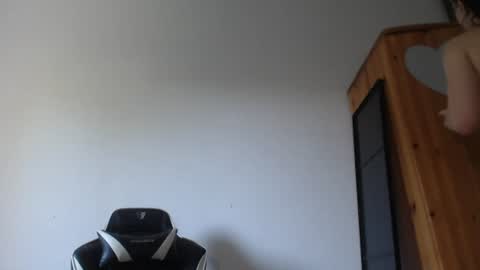 blondyelena online show from August 2, 6:53 am