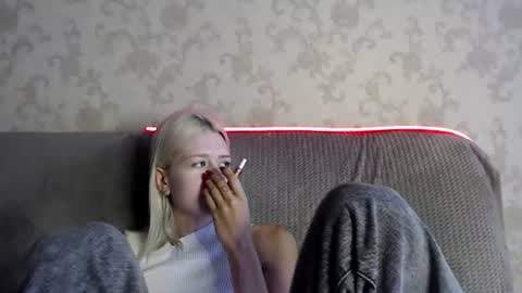 BlondyLedy online show from August 7, 5:07 am