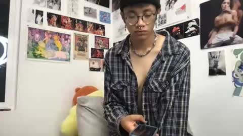 bloodrushbabe online show from August 6, 6:45 am