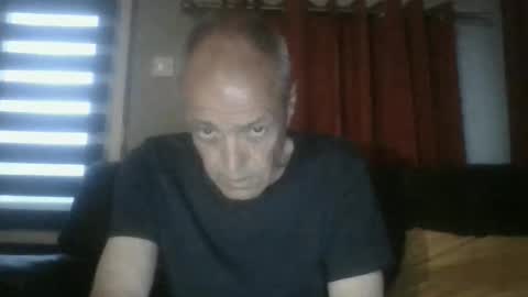 bloody52 online show from May 8, 7:49 pm